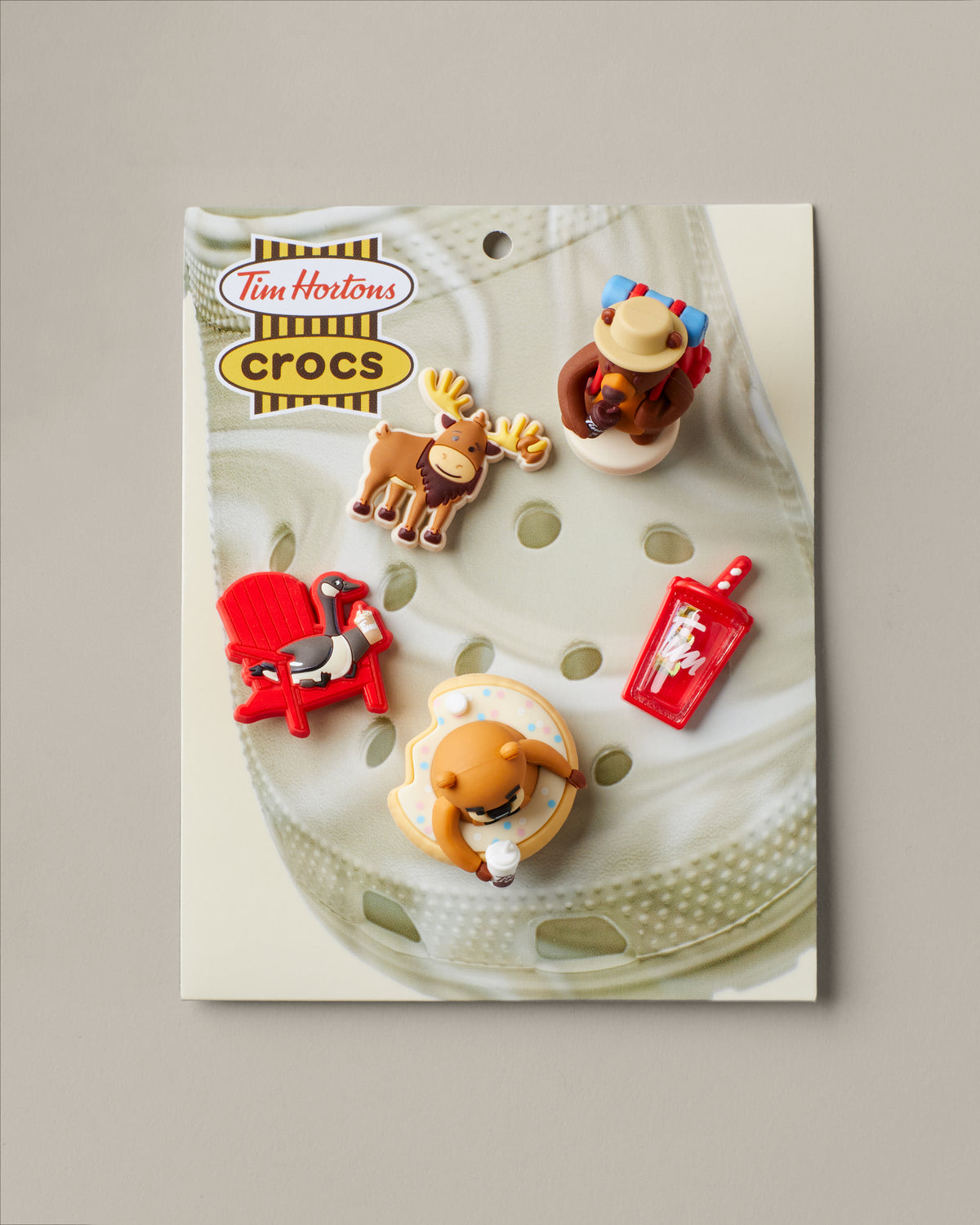 Tim Hortons brew crew set of 5 jibbitz charms | Ensemble Clique du café Tim Hortons de 5 porte-bonheur Jibbitz - Image #1