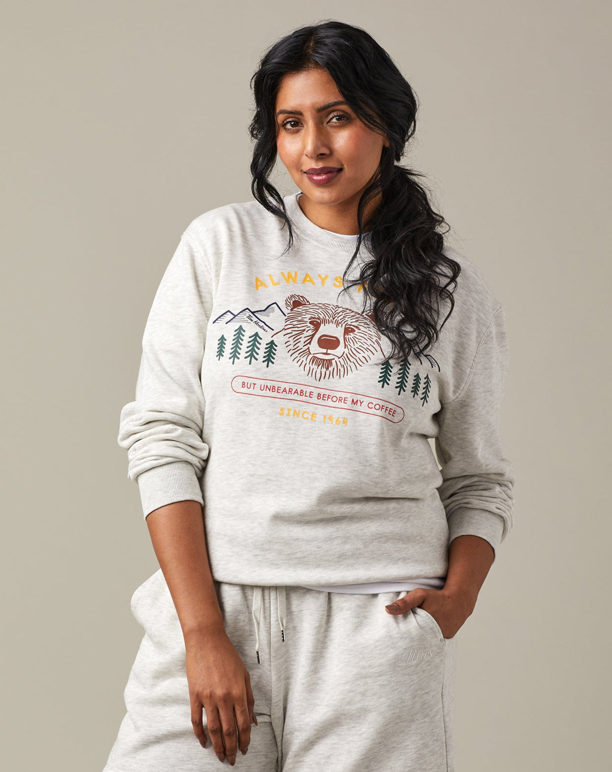 Tim Hortons Travel French Terry Shorts Grey | Short molletonné gris collection de voyage de Tim Hortons - Image #2